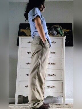 Classic Men's Khaki Japanese Styled Slouched Dress Pant - Size 32 X 30 Unisex